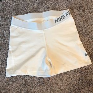 Nike Pro (white)